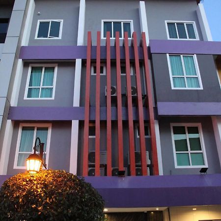 KL Hotel Labuan Eksteriør bilde